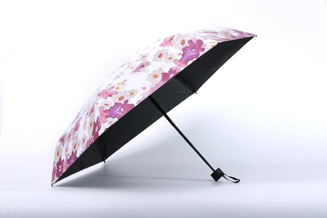 同学群不说话的人,同学群里不退群也不说话