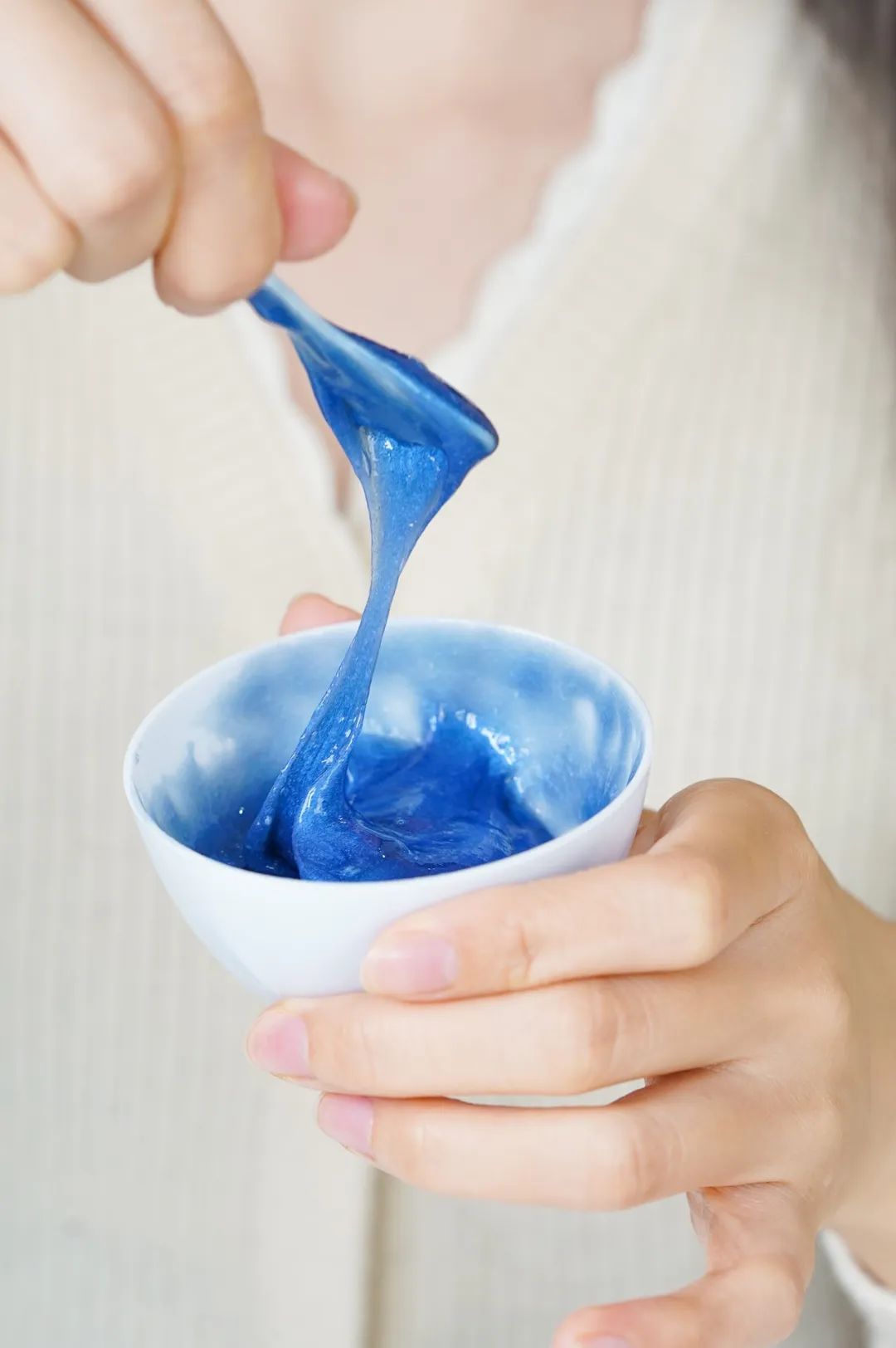 夏天敷面膜好还是冬天敷面膜好,冬天皮肤太干了可以天天敷面膜吗