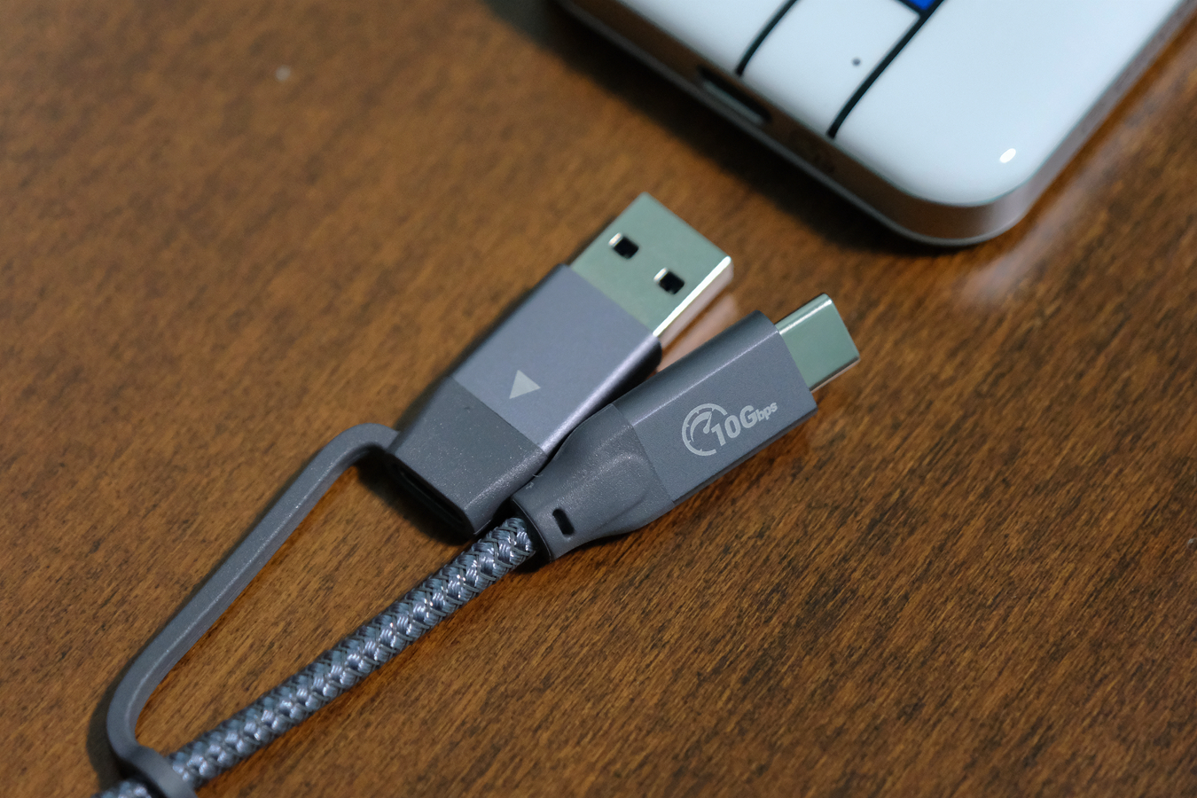 奥睿科蒙太奇,颜值和性能都优秀的超级本