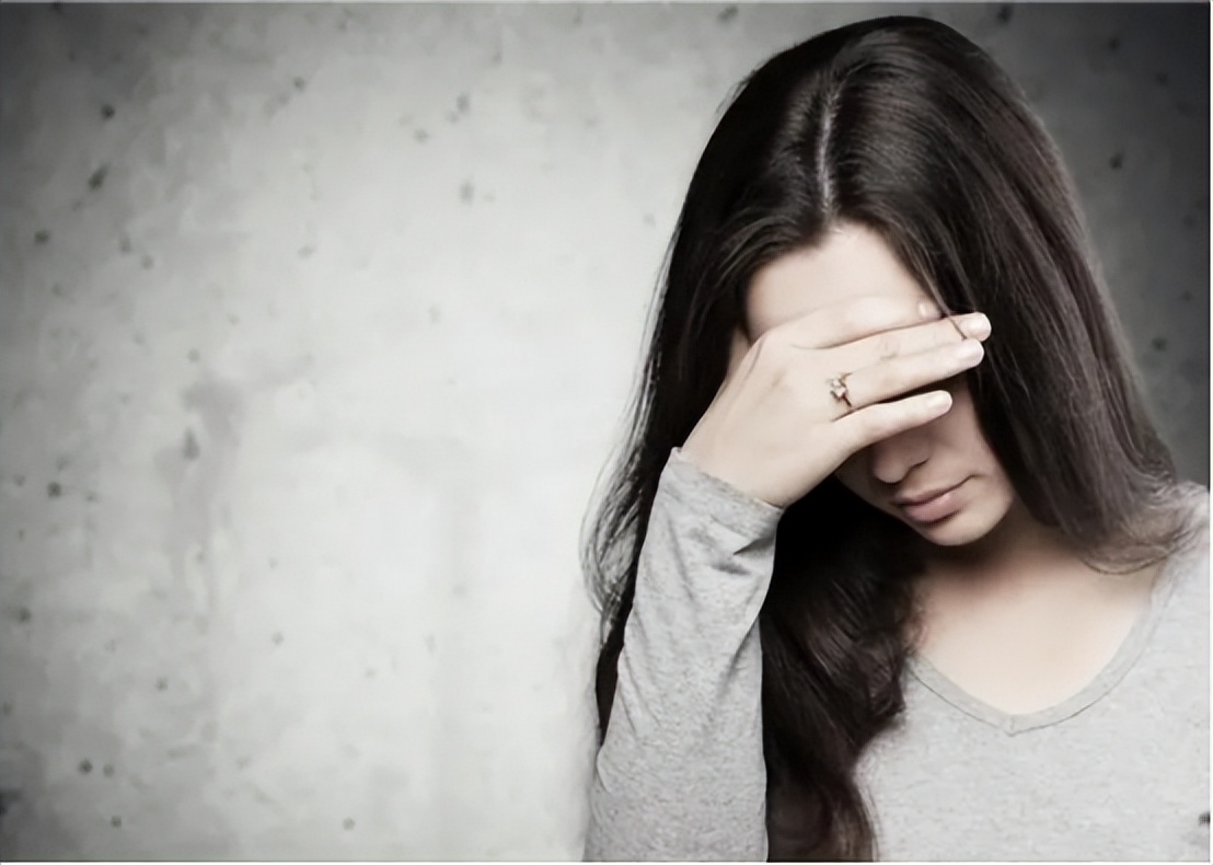 吸吮女士*处私**的男医生已被拘留！层出不穷的医疗猥亵，该如何杜绝