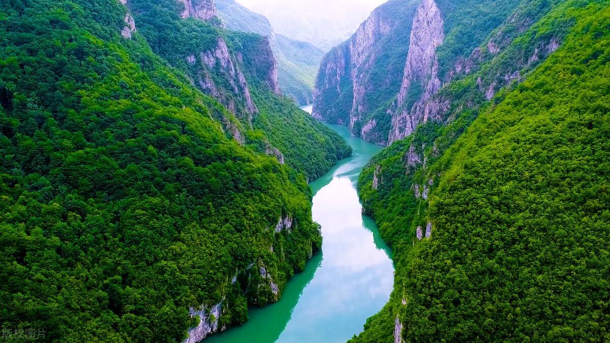 重庆AAAAA级景区有哪些,重庆aaaaa级景区云端廊桥