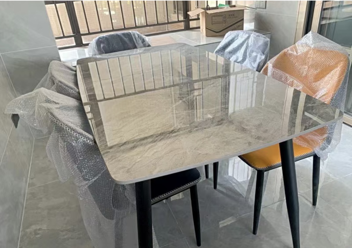 岩板餐桌跟天然石餐桌哪个好,岩板餐桌最新款式图片