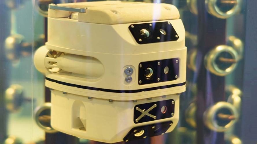 潜航机器人,潜航器机器人