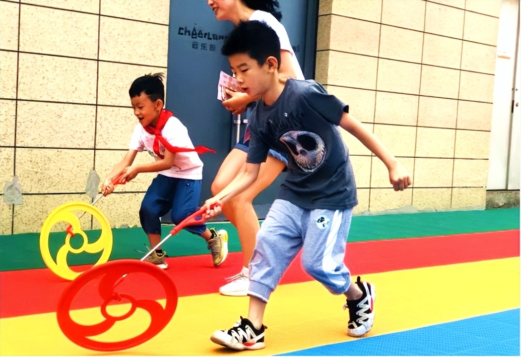 七彩童年活动环创,七彩童年庆六一活动