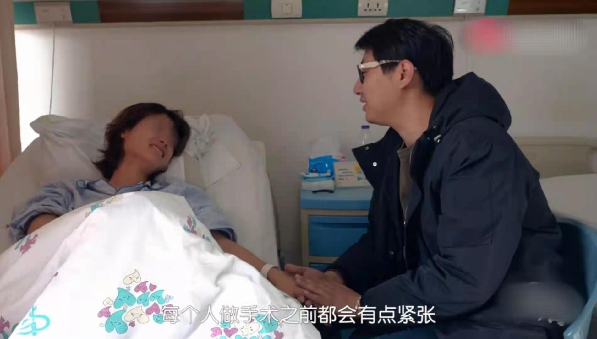 鼻子里长肿瘤的女孩儿,女子鼻子上长肿瘤