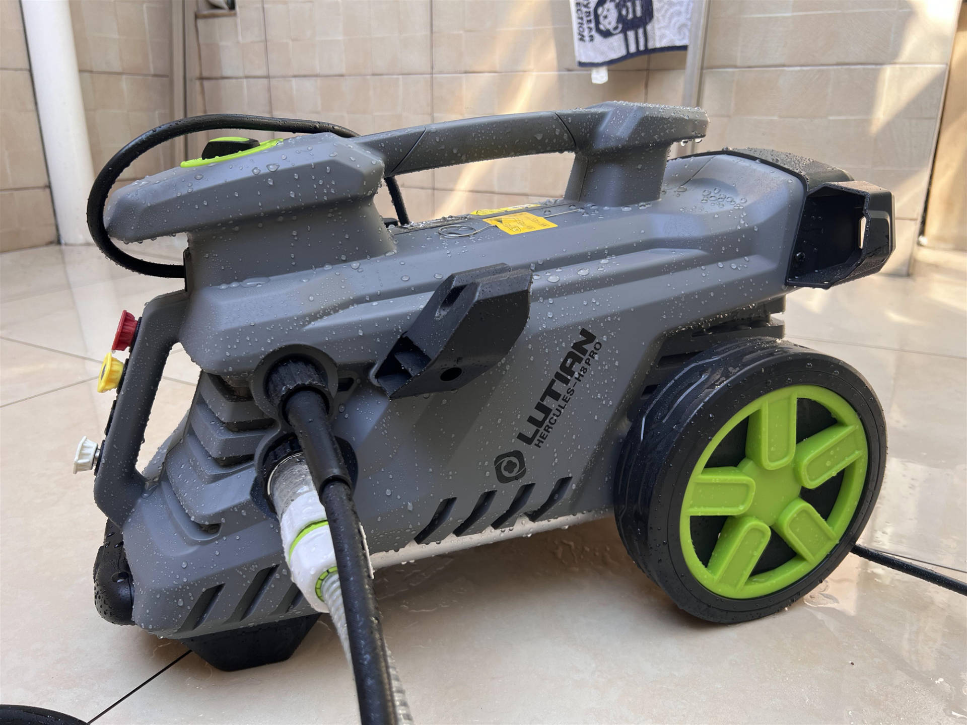 新年汽车清洗视频,新年清洁生活小妙招