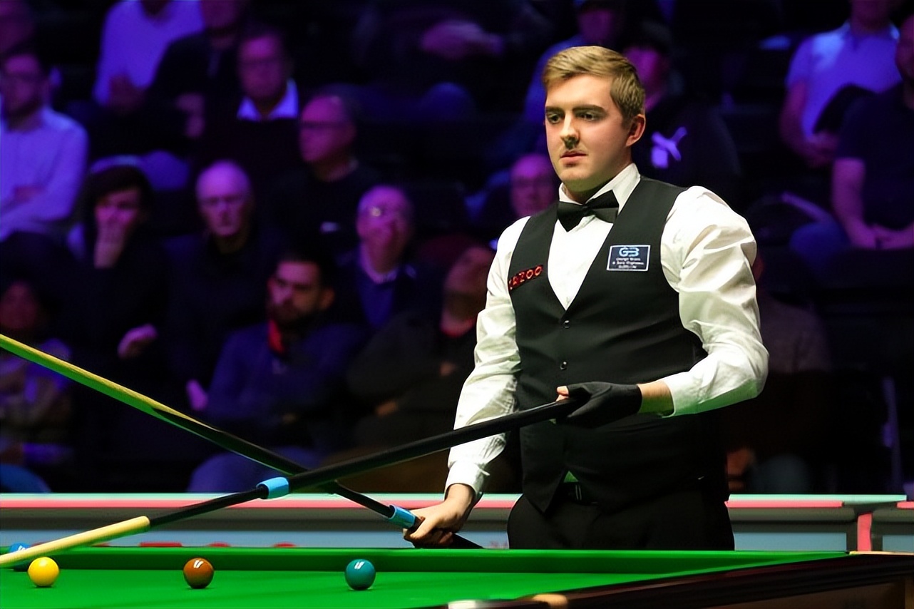 从足球门将到*诺斯**克球员——罗斯·缪尔的不幸与万幸