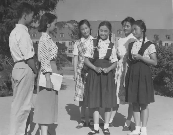 老电影小足球队完整版,电影小足球队1965