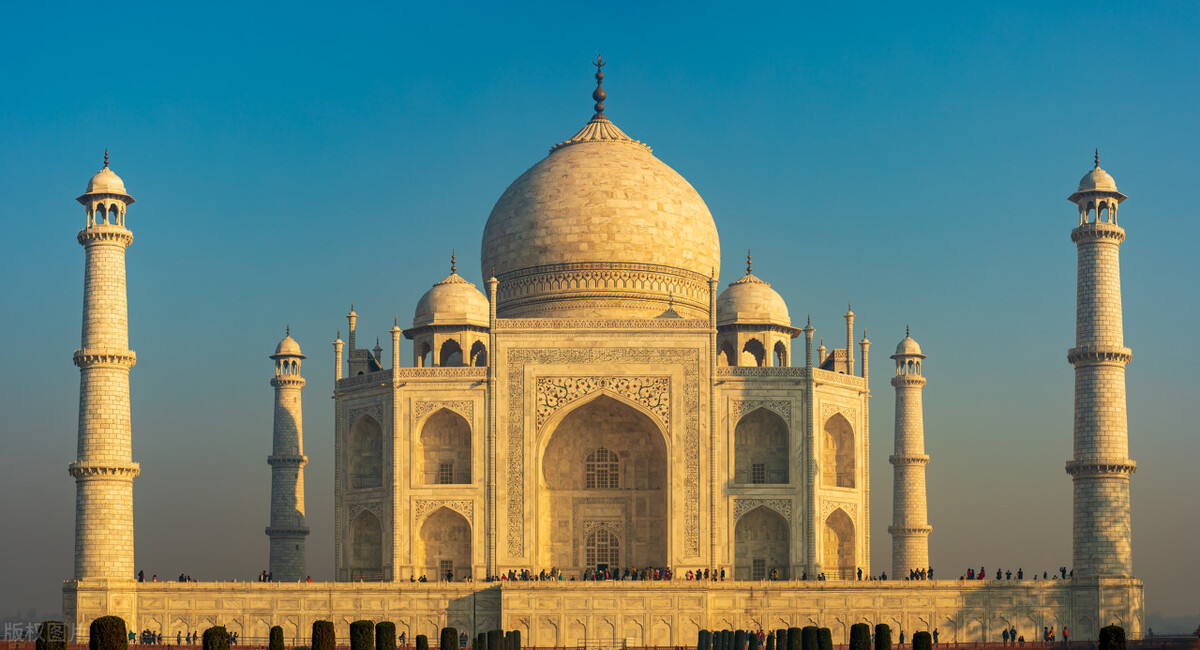 印度保持中立发大财，美欧允许倒卖石油，俄最先进*器武**要出口印度