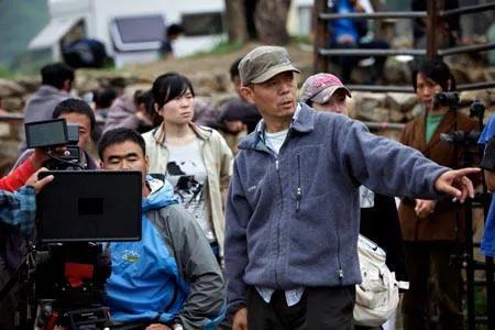 第五代导演冯小刚,冯小刚和张艺谋拍的电影有哪些