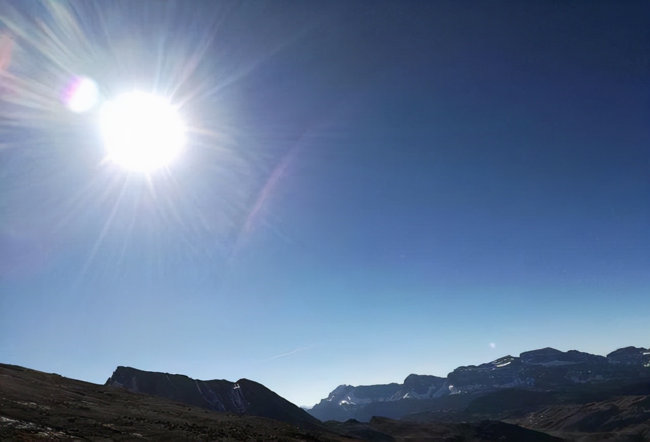 怎么在医院确定黑痣是不是良性的,黑痣隆起挂什么科检查