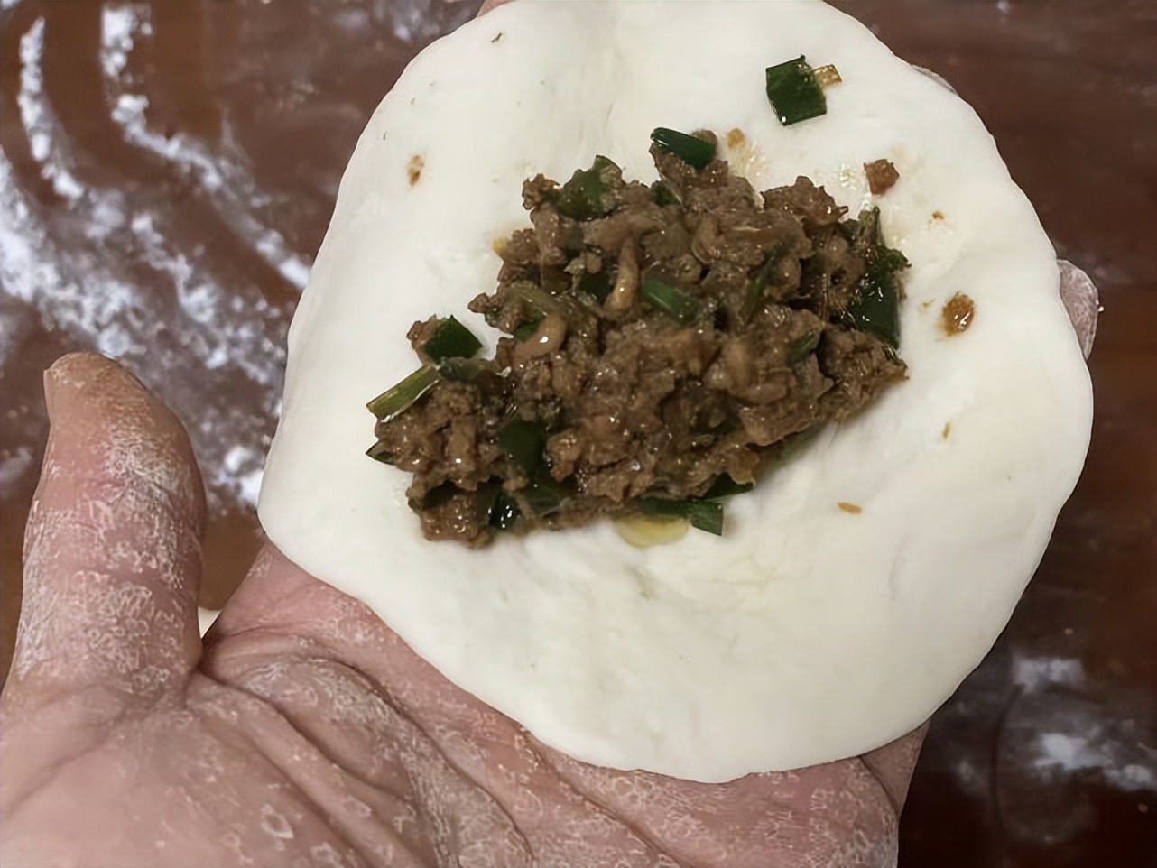 做包子馒头不用酵母粉可以做的吗,酵母粉发面怎样蒸的包子馒头蓬松