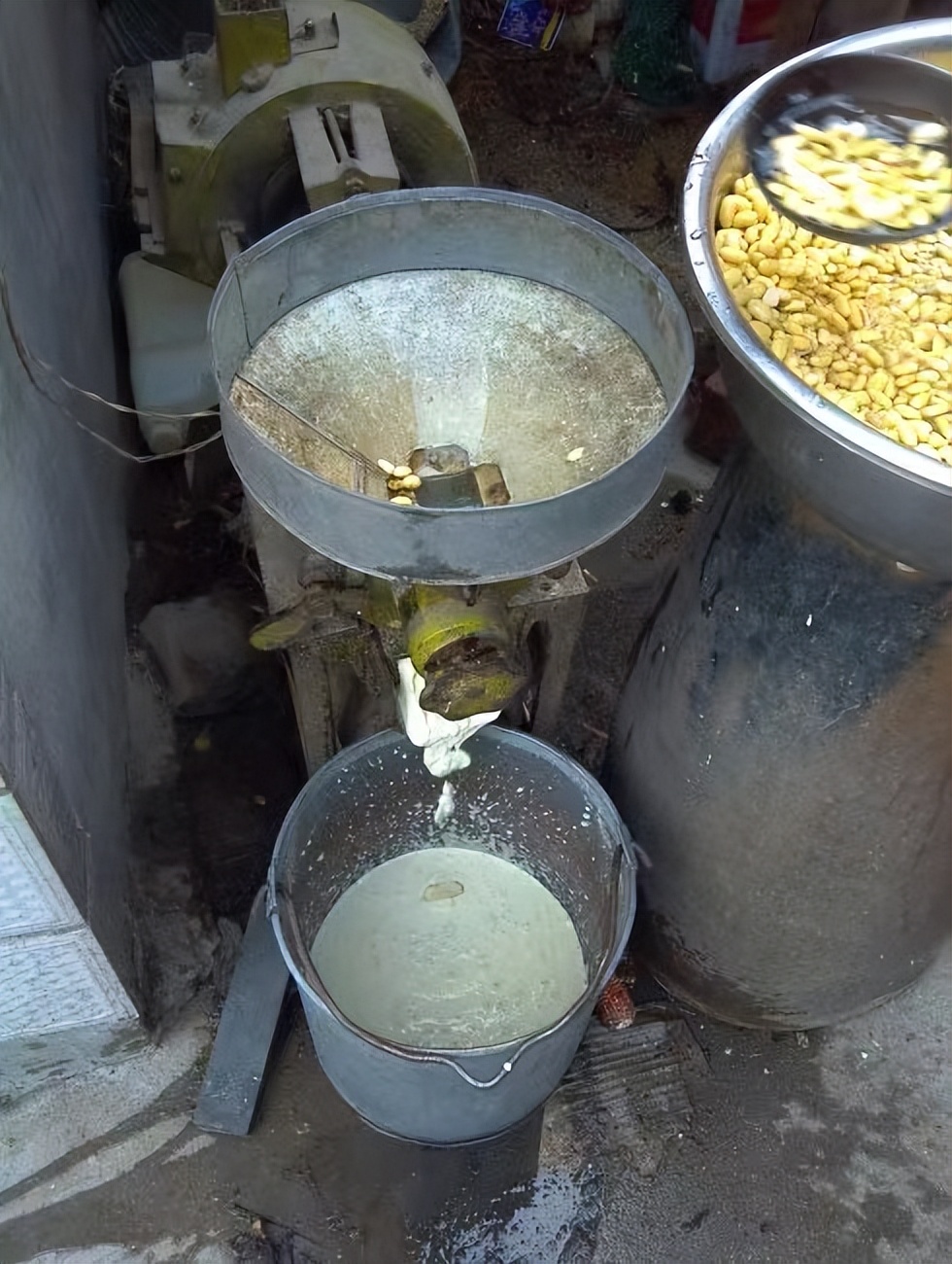 卖豆腐一年可以挣多少钱,在村里卖豆腐能赚多少钱