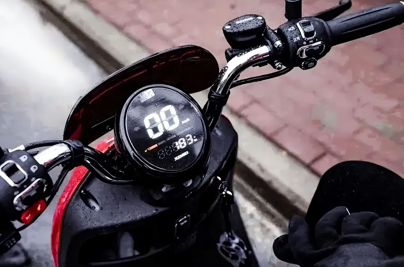 电动车半路不走怎么去维修点,电动车不走推不动怎么回事