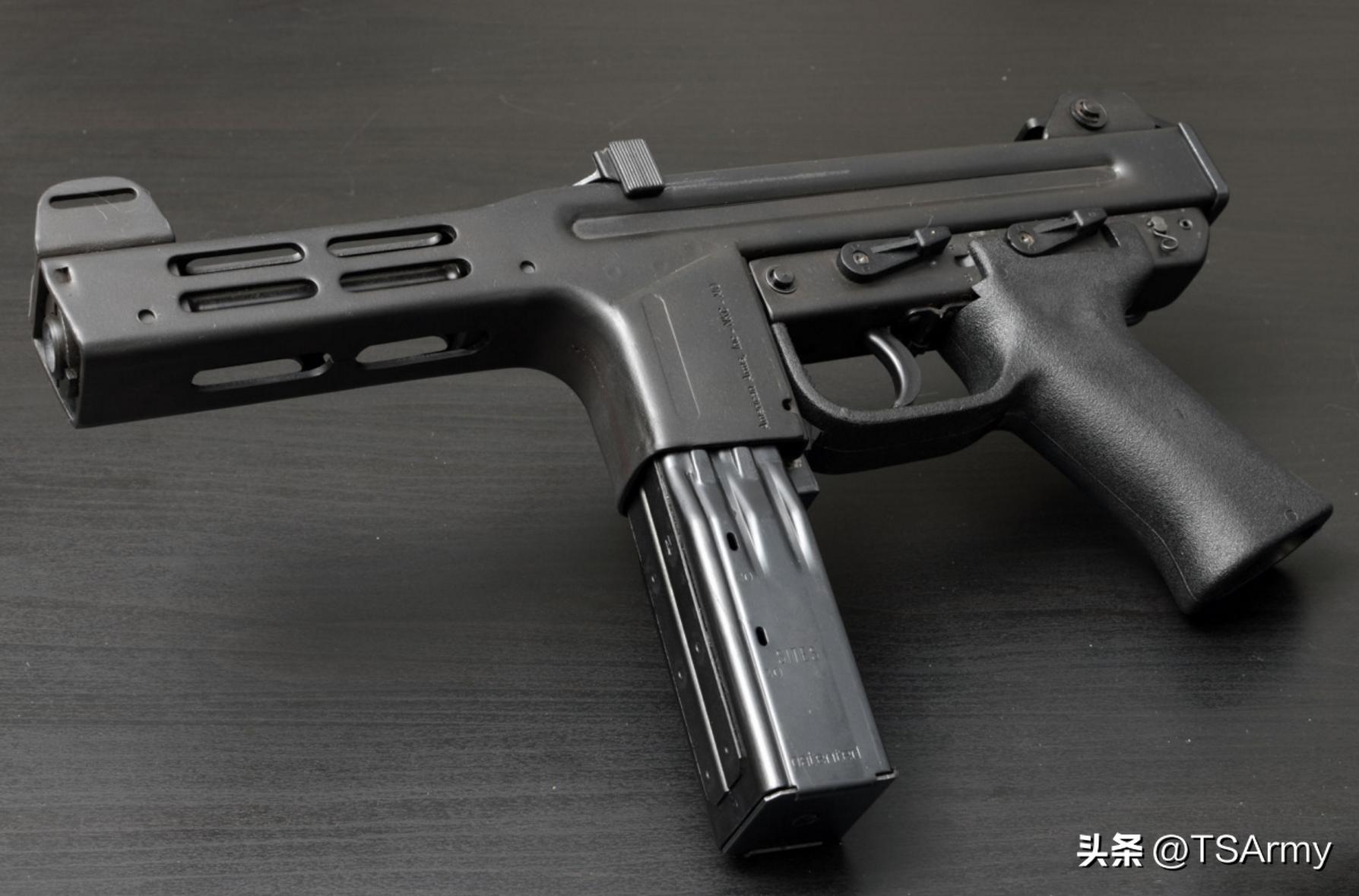 意大利黑手党手枪,意大利主战枪械