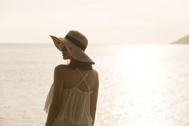 离婚后强行抱走女儿被捕父母离婚,孩子抚养权谁来决定?