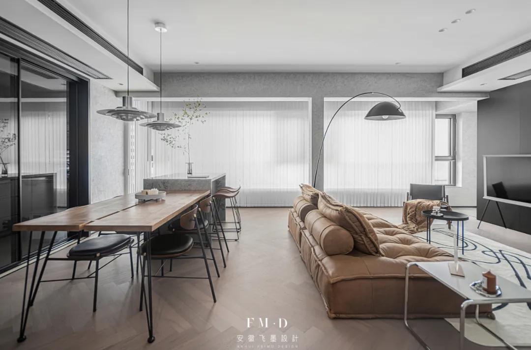 阳台推拉门要不要拆掉和客厅打通,客厅阳台没打通要不要装两道窗帘