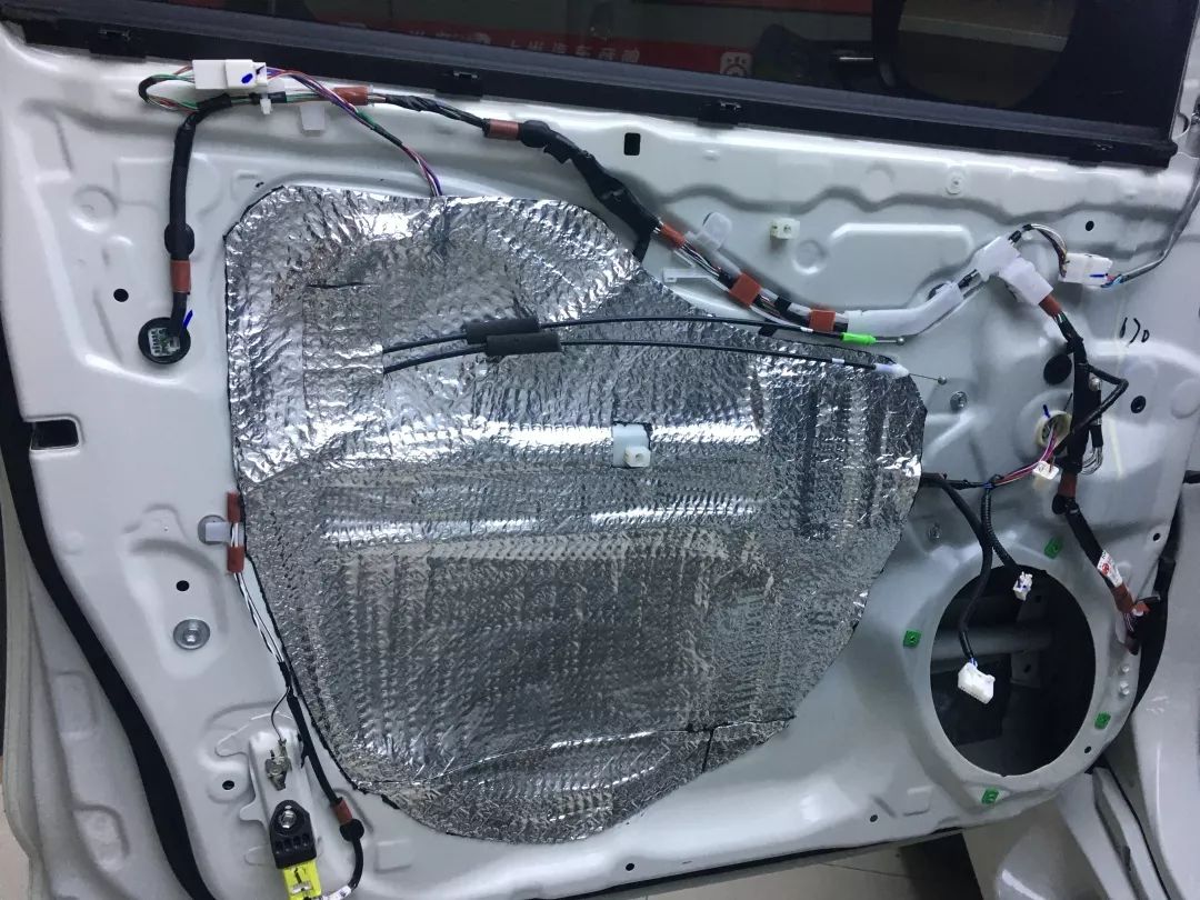 汽车隔音降噪测试丰田霸道,丰田霸道隔音