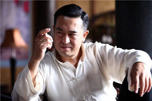 张嘉译的成长之路,张嘉译人生中两个女人