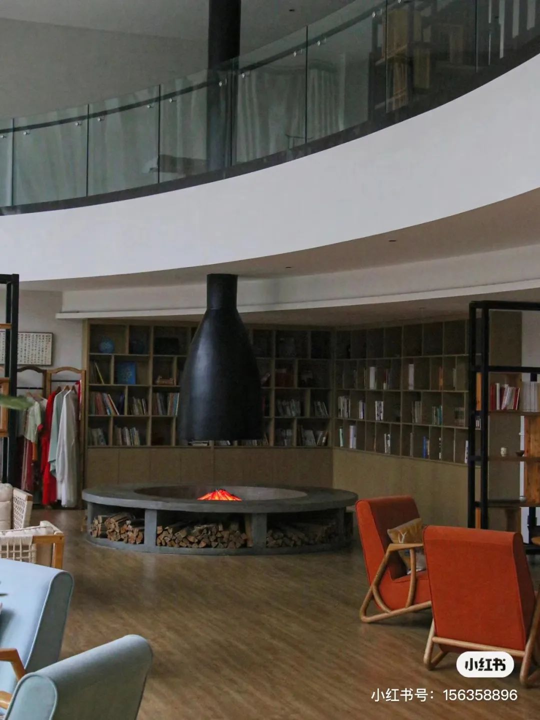 躲进山里民宿,躲在深山老林的民宿