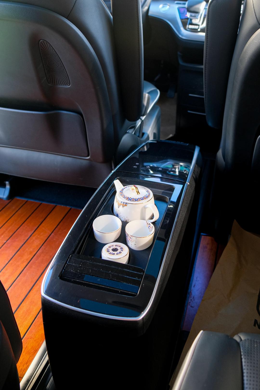 有着“越级能力”的国货MPV，会是你的菜吗？——二手荣威iMAX8