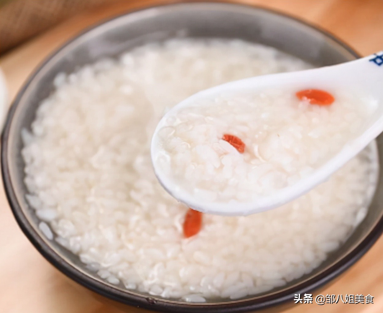 做米酒怎么才能做得好喝,自己做的米酒怎么才能更好喝