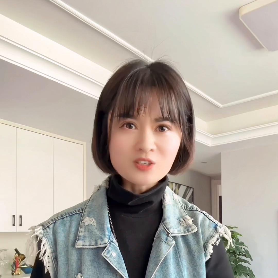 血染征袍透甲红当阳谁敢与争锋古来冲阵扶危主只有常...