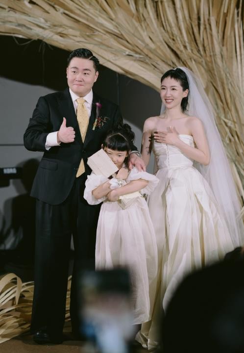 释小龙郝劭文当伴郎,释小龙为郝劭文婚礼当伴郎