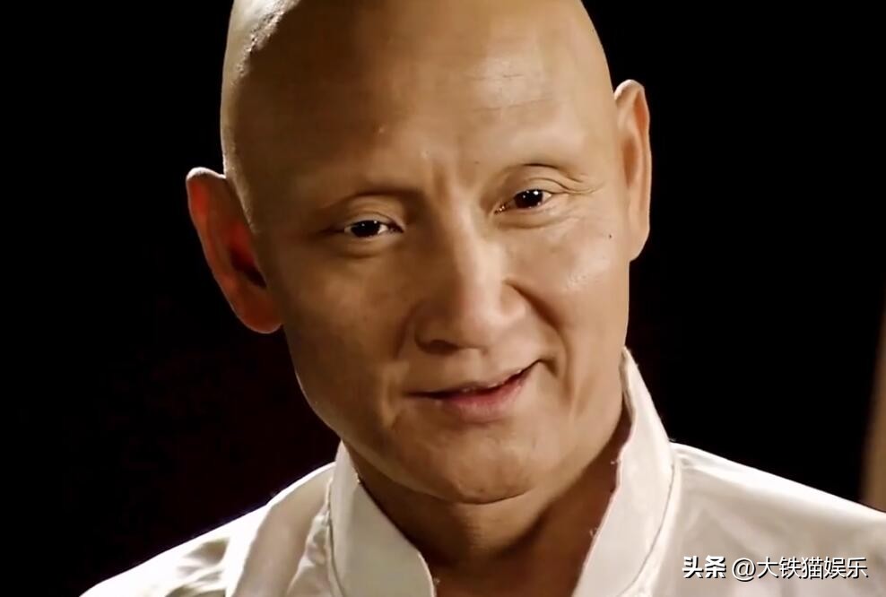 《雪豹》12年后男主凉了,女主退圈当霸总,“关系户”逆袭成顶流