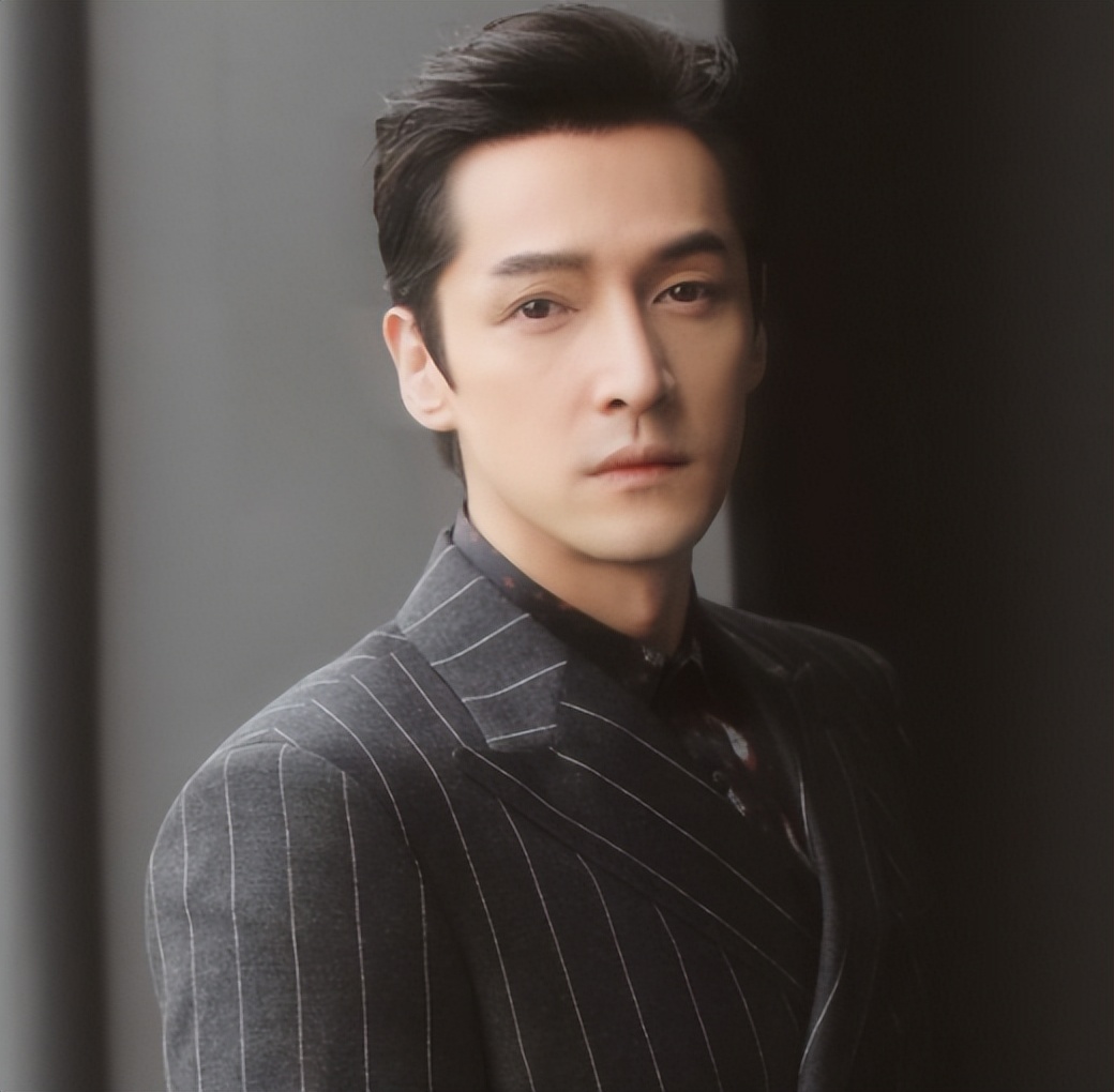 胡歌有多成熟稳重,胡歌的艰难历程