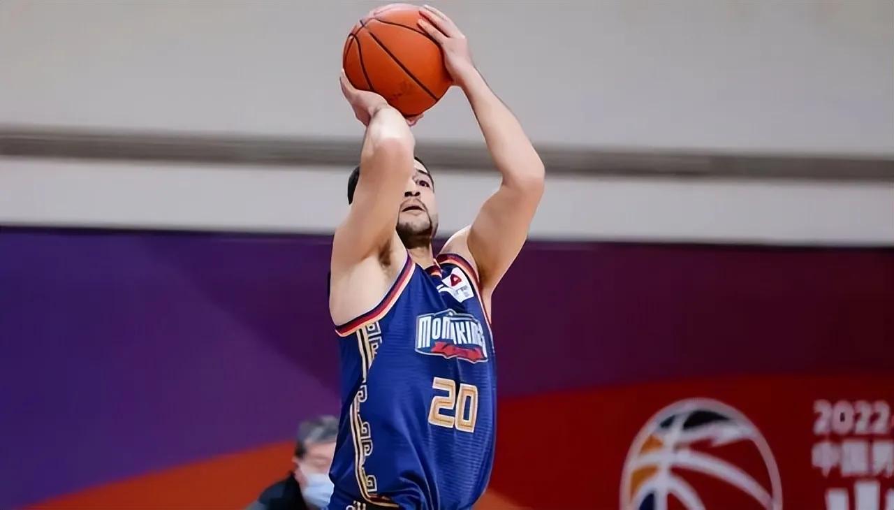 吴前和郭艾伦孙铭徽,cba吴前和孙铭徽