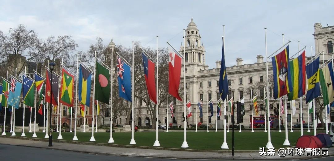 法国和英国是由谁分裂出来的,法国殖民地法共体