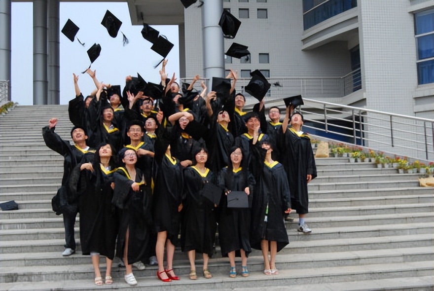 南京邮电大学扬帆破浪再远航,厚德弘毅求是笃行信达天下