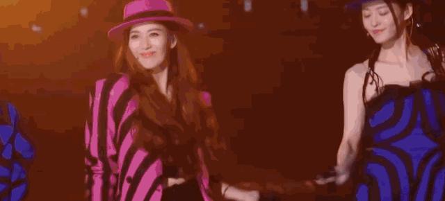 徐怀钰乘风完整版,徐怀钰公演直拍