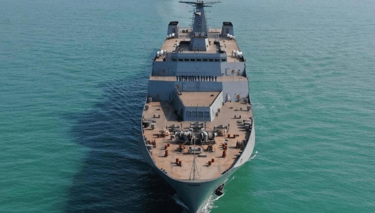 我国出口泰国船坞登陆舰,泰国出口巨舰