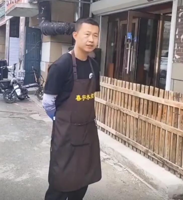 唐山打人事件店铺老板视频,唐山打人事件有企业家发生么