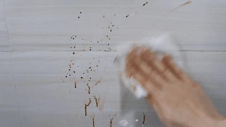 厨房白色台面清洁小妙招,台面上污垢清除小妙招