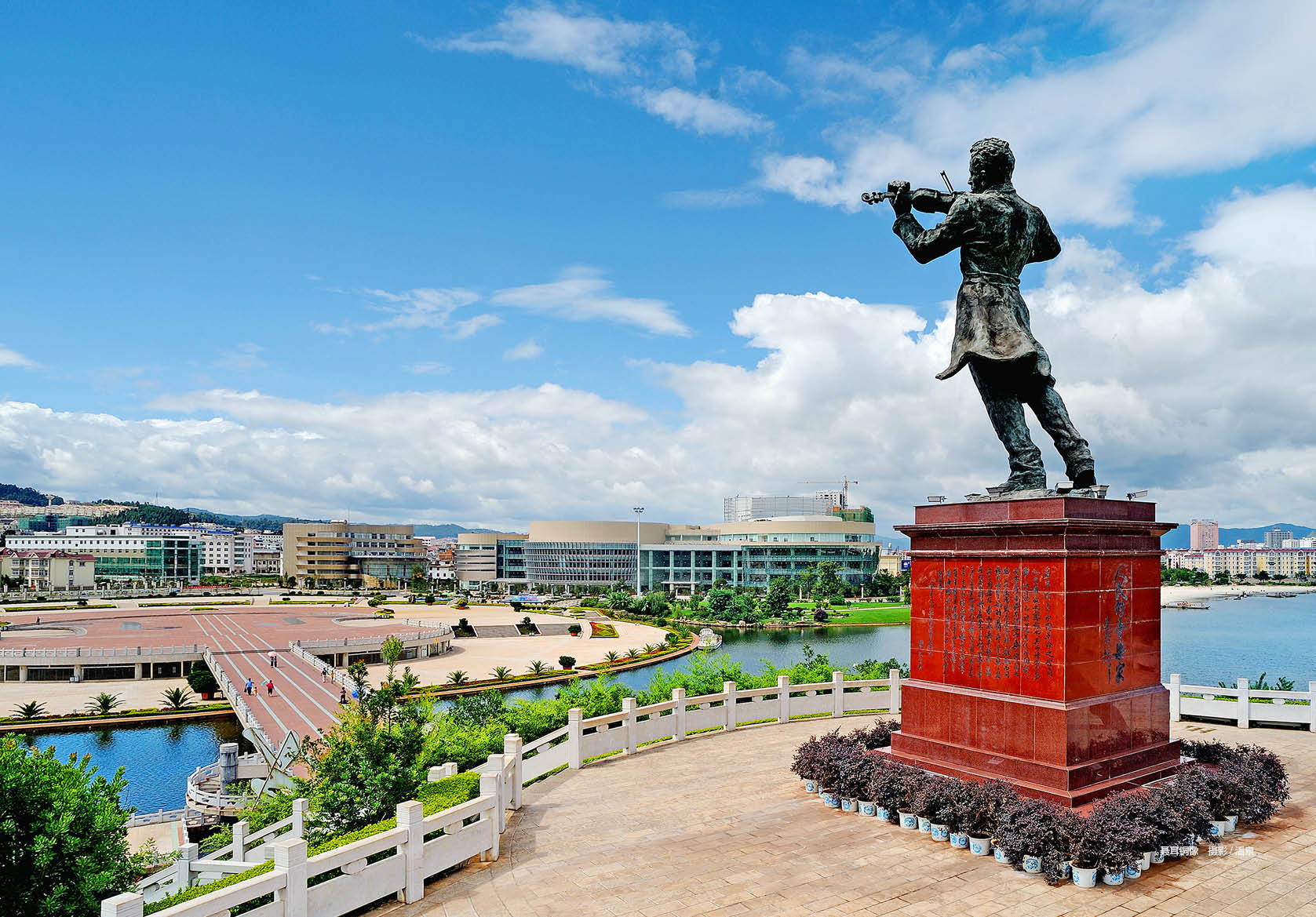 助推文旅消费*局破**吸引游客体验“有一种叫云南的生活”云南玉溪文旅打响休闲品牌