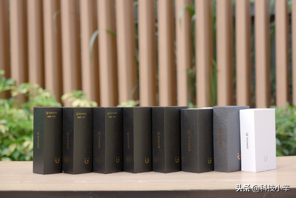 315鐗硅緫,315鐗硅緫澶鏇濆厜