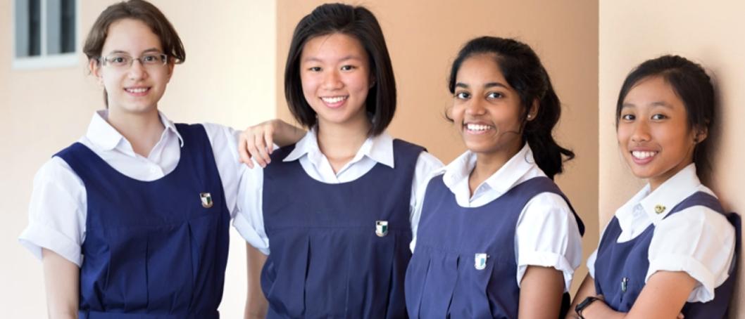 鑻卞崕濂虫牎,棣欐腐鑻卞崕鐢锋牎