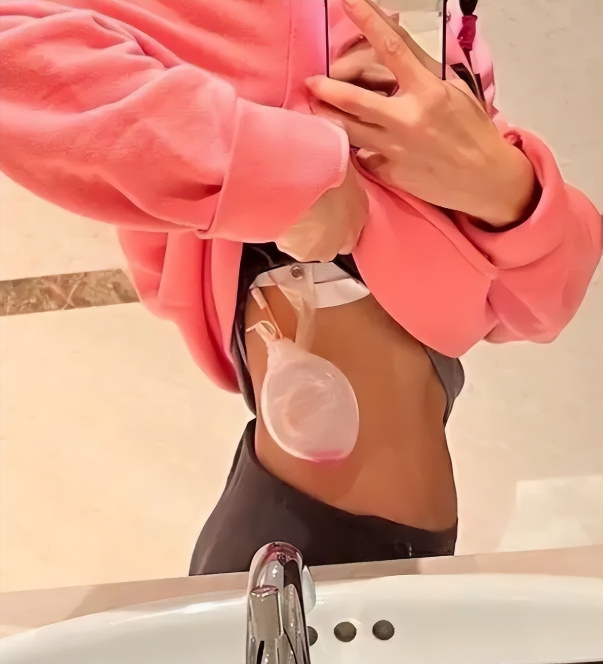 CoCo鏉庣師涓嶅垢杞荤敓鍘讳笘,coco鏉庣師杞荤敓绂讳笘