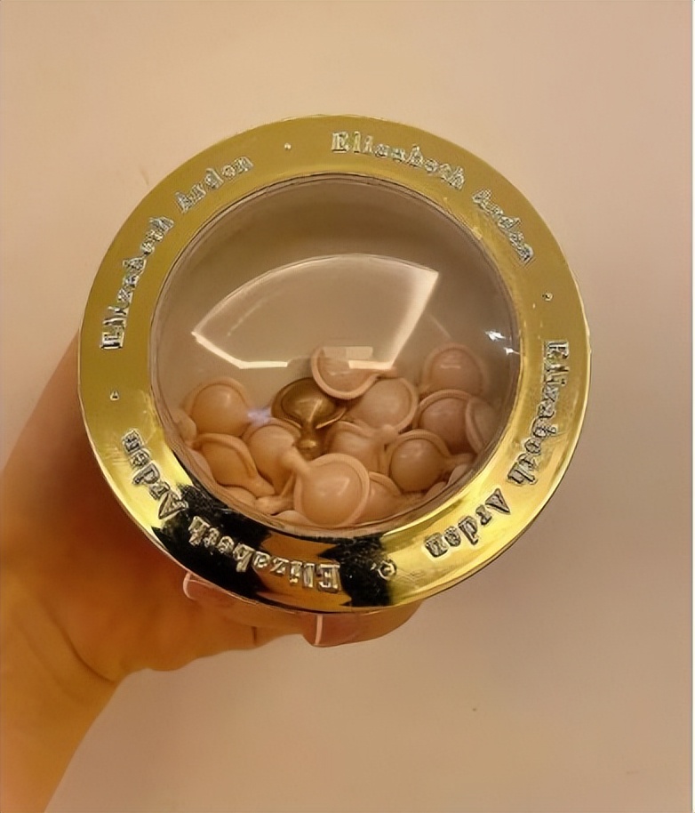 混合性皮肤适合雅诗兰黛护肤品,十大顶级护肤品排行榜雅诗兰黛