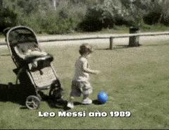 梅西和15岁的少年,梅西9岁喜欢的女孩