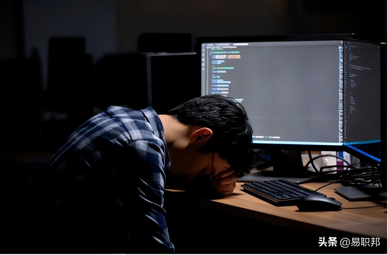 程序员收入是从什么时候变高的,程序员一年收入大概有多少