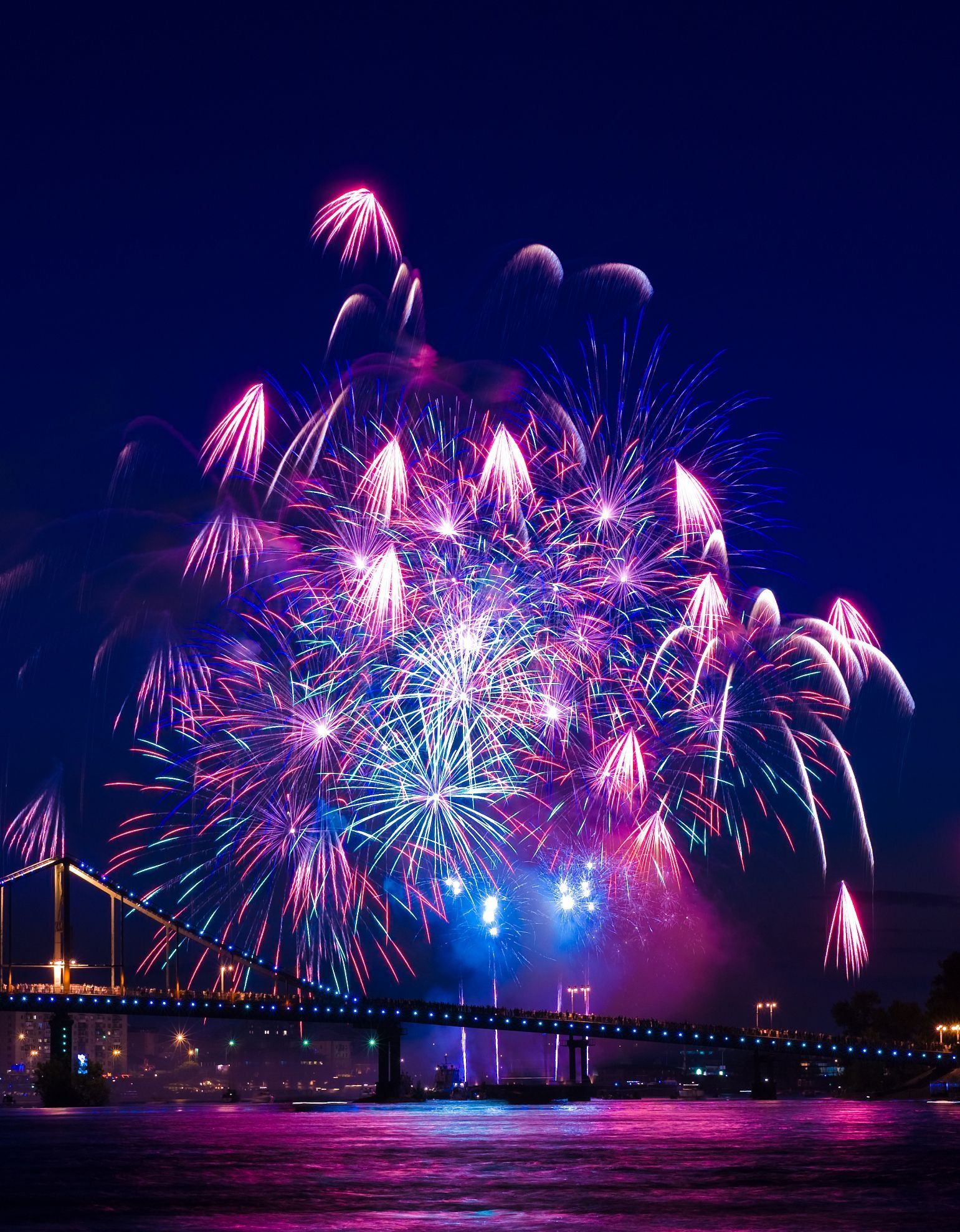 滨海新区到大连跟团旅游,长安滨海新区旅游景点