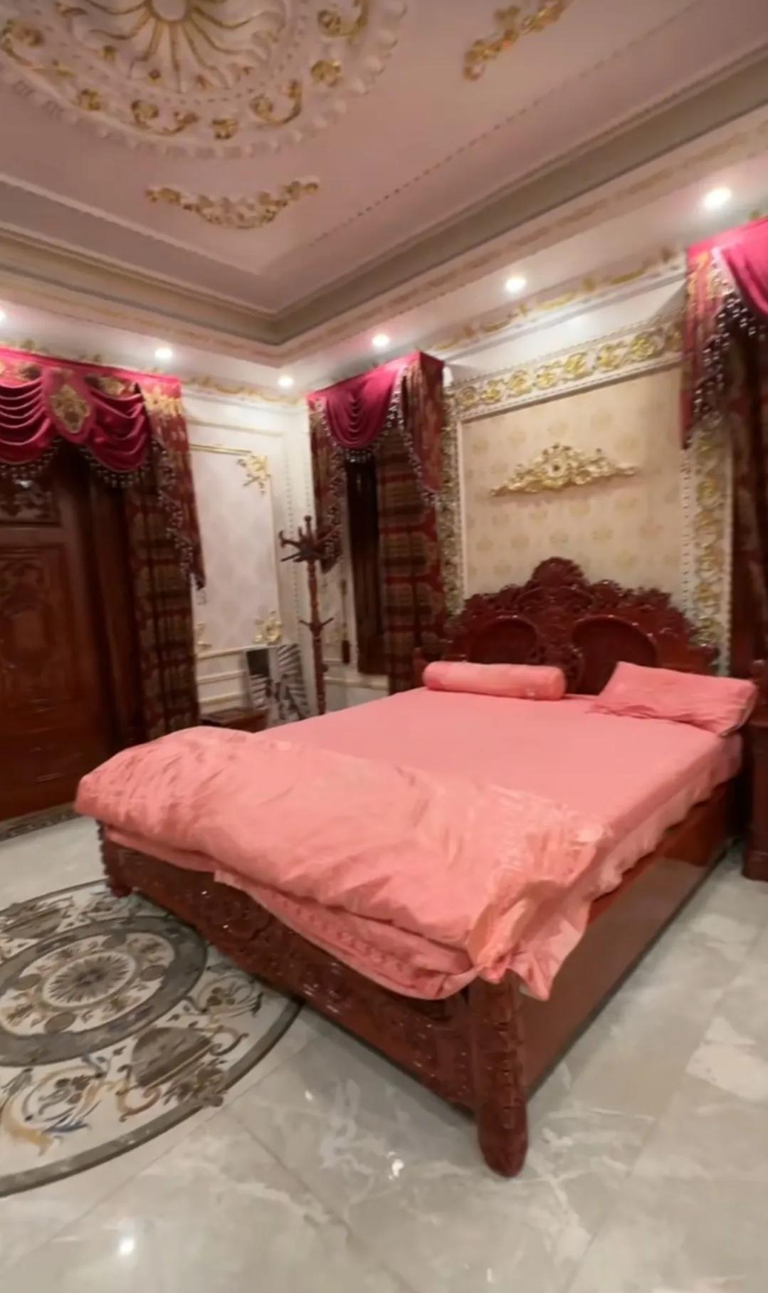 广西美女远嫁越南，生俩娃，发现越南有钱人的房子真豪气全屋红木