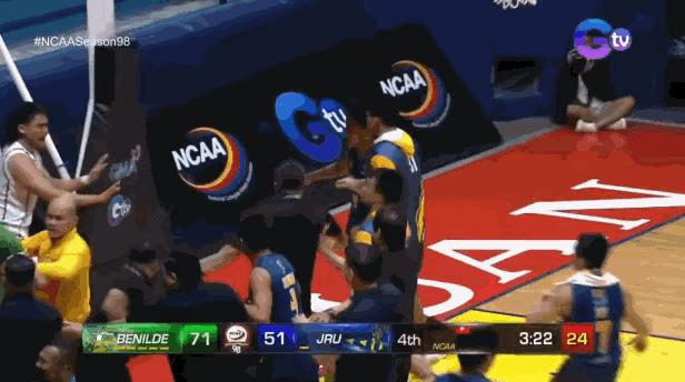 阿泰斯特打架事件,阿泰斯特被球砸