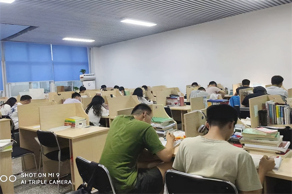 郑州正规寄宿考研基地哪家便宜,郑州考研寄宿训练营