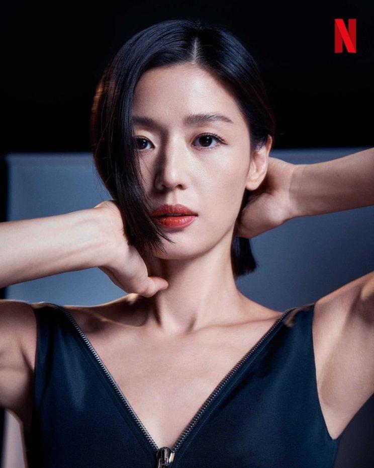 千颂伊现在多少岁了,38岁千颂伊近况