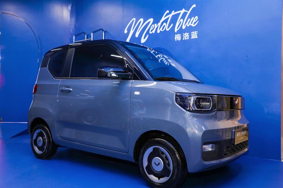 五菱宏光miniev马卡龙170公里实测,五菱宏光miniev马卡龙哪个颜色保值